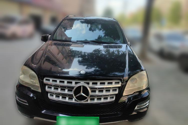 Used Mercedes-Benz M-Class 2010 ML 300 4MATIC Front
