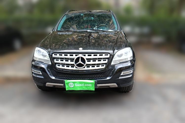 Used Mercedes-Benz M-Class 2010 ML 300 4MATIC Front