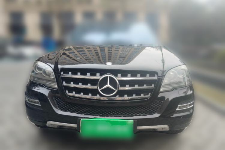 Used Mercedes-Benz M-Class 2010 ML 350 4MATIC Luxury Model Front