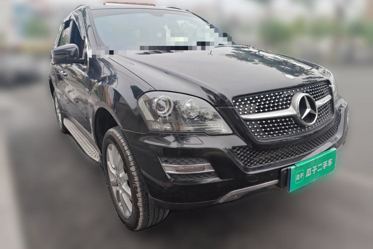 Used Mercedes-Benz M-Class 2010 ML 350 4MATIC Luxury Model Front Right 45 Deg