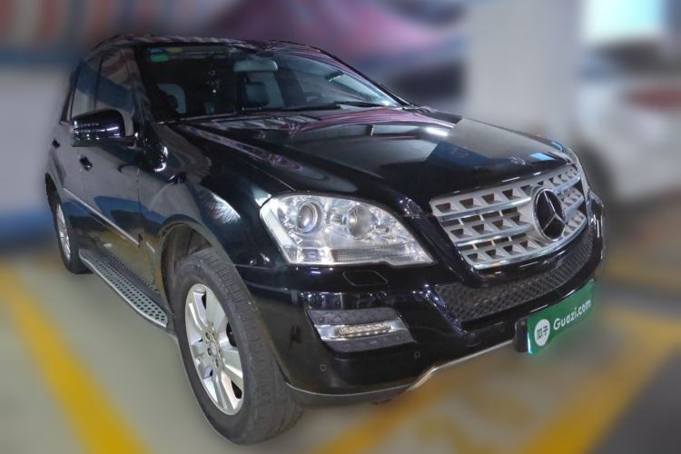 Used Mercedes-Benz M-Class 2010 ML 300 4MATIC Front Right 45 Deg