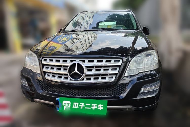 Used Mercedes-Benz M-Class 2010 ML 300 4MATIC Front