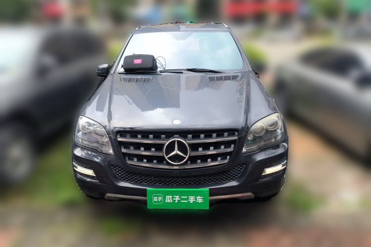 Used Mercedes-Benz M-Class 2010 ML 350 4MATIC Luxury Model Front