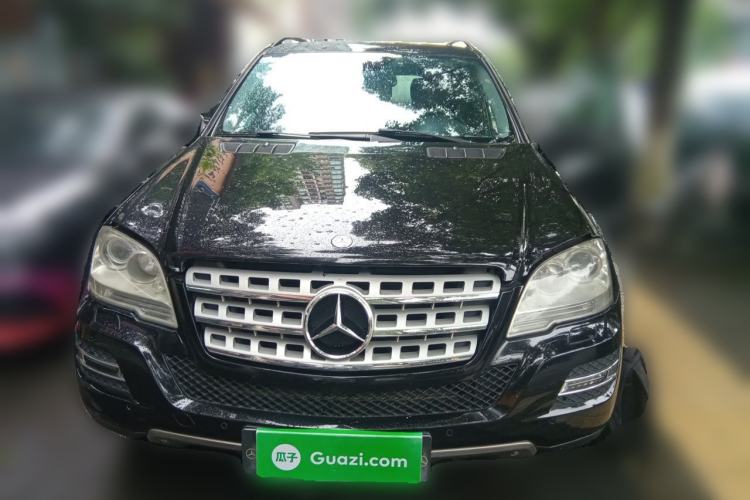 Used Mercedes-Benz M-Class 2010 ML 300 4MATIC Front