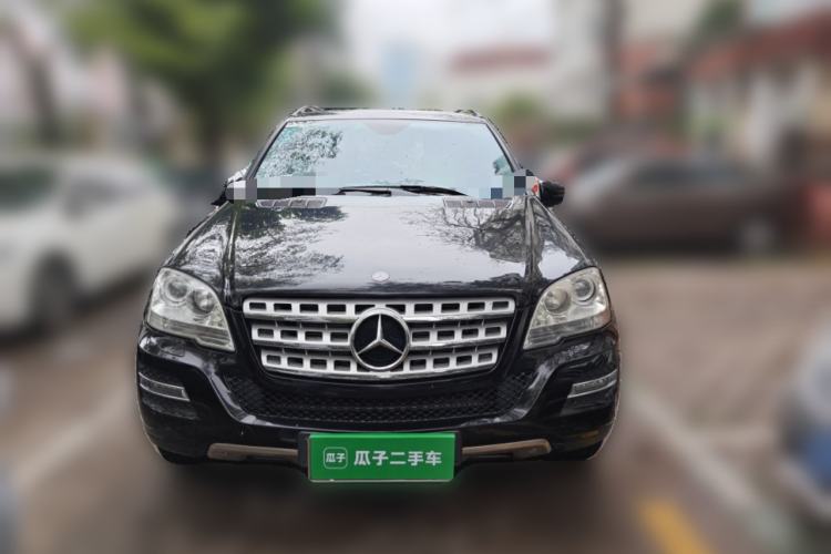 Used Mercedes-Benz M-Class 2010 ML 300 4MATIC Front