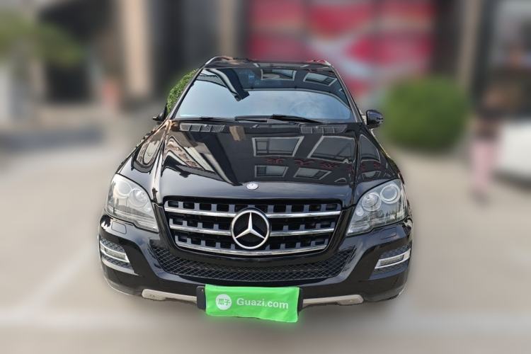 Used Mercedes-Benz M-Class 2010 ML 350 4MATIC Luxury Model Front