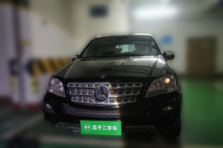 Used Mercedes-Benz M-Class 2010 ML 350 4MATIC Luxury Model Front