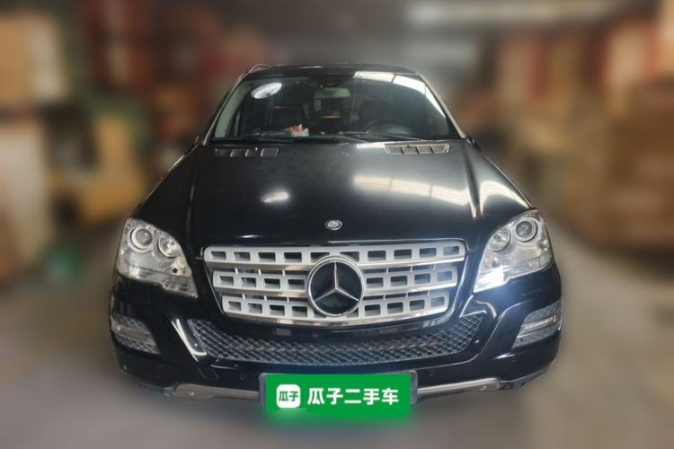 Used Mercedes-Benz M-Class 2010 ML 300 4MATIC Front