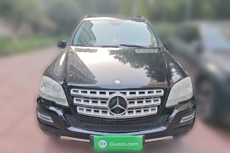 Used Mercedes-Benz M-Class 2010 ML 300 4MATIC Front