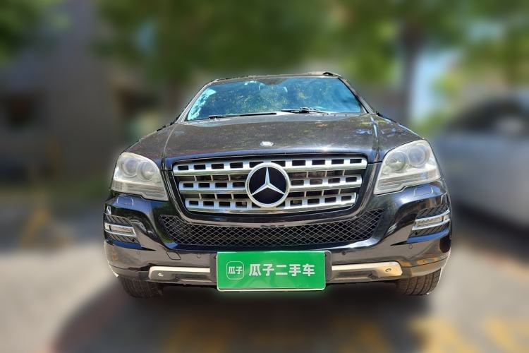 Used Mercedes-Benz M-Class 2010 ML 300 4MATIC Front