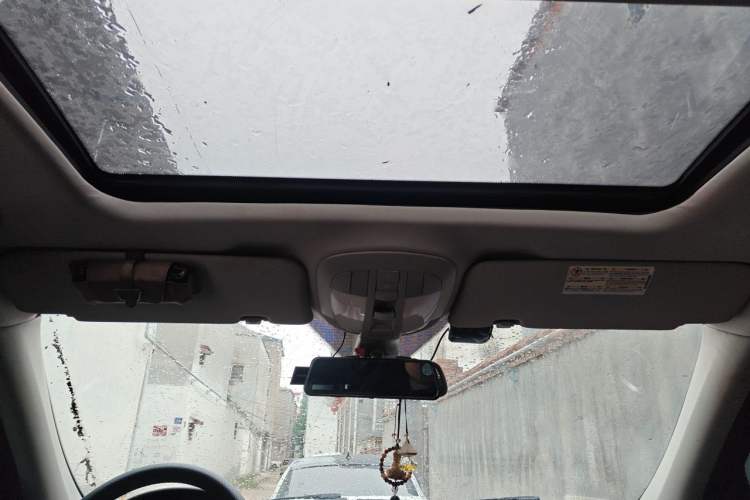 Used Mercedes-Benz M-Class 2010 ML 300 4MATIC Headliner
