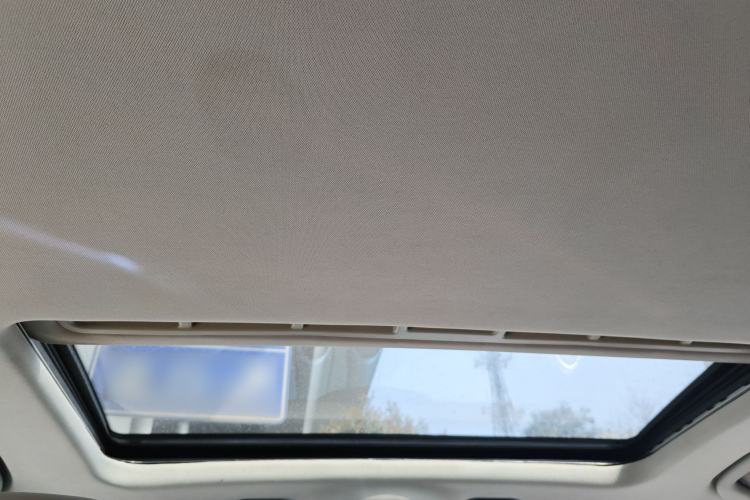 Used Mercedes-Benz M-Class 2010 ML 350 4MATIC Luxury Model Headliner