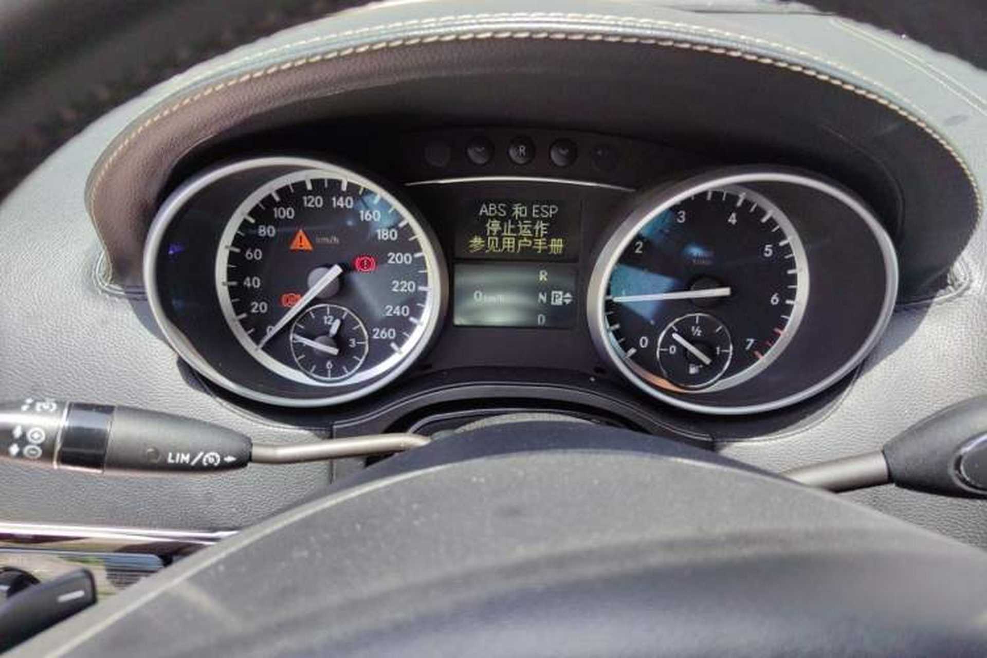Used Mercedes-Benz M-Class 2010 ML 500 4MATIC Instrument Cluster