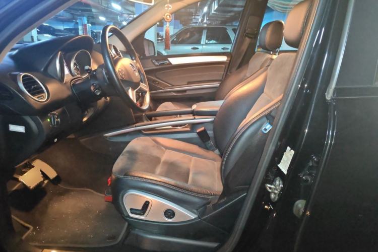 Used Mercedes-Benz M-Class 2010 ML 300 4MATIC Left Front Seat