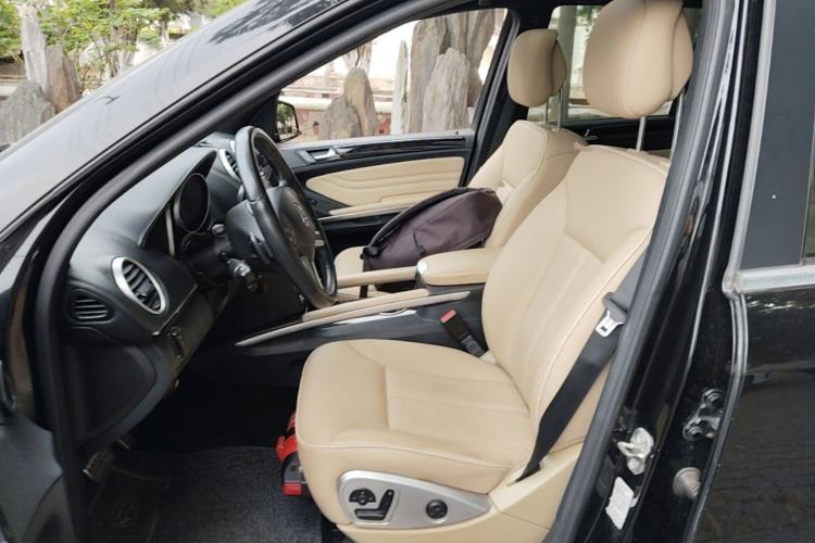 Used Mercedes-Benz M-Class 2010 ML 350 4MATIC Luxury Model Left Front Seat