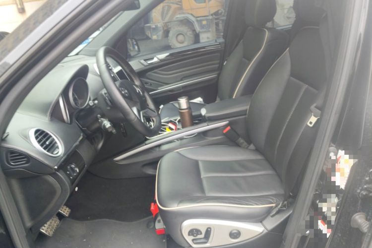 Used Mercedes-Benz M-Class 2010 ML 350 4MATIC Luxury Model Left Front Seat
