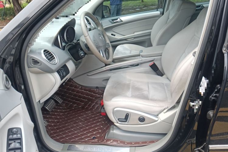 Used Mercedes-Benz M-Class 2010 ML 300 4MATIC Left Front Seat