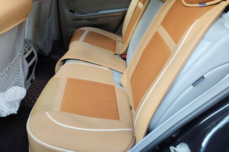 Used Mercedes-Benz M-Class 2010 ML 300 4MATIC Left Rear Seat