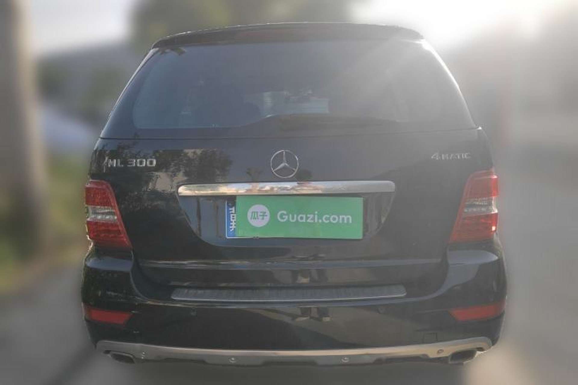 Used Mercedes-Benz M-Class 2010 ML 300 4MATIC Rear