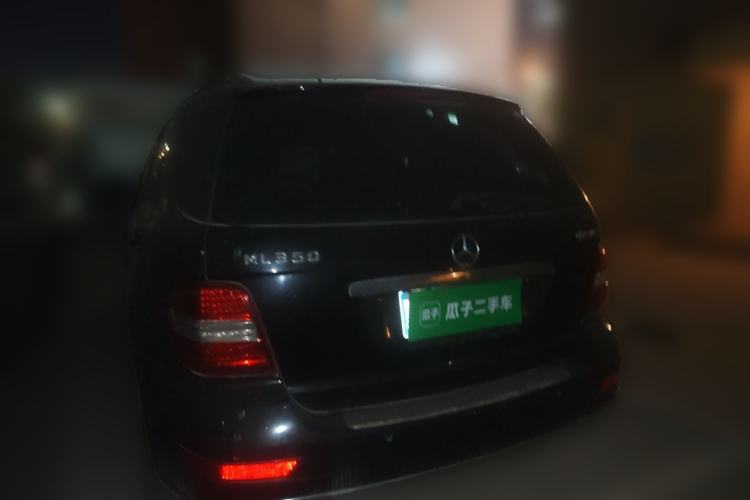 Used Mercedes-Benz M-Class 2010 ML 350 4MATIC Luxury Model Rear