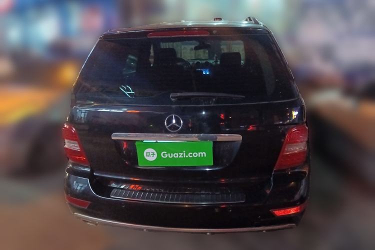 Used Mercedes-Benz M-Class 2010 ML 300 4MATIC Rear