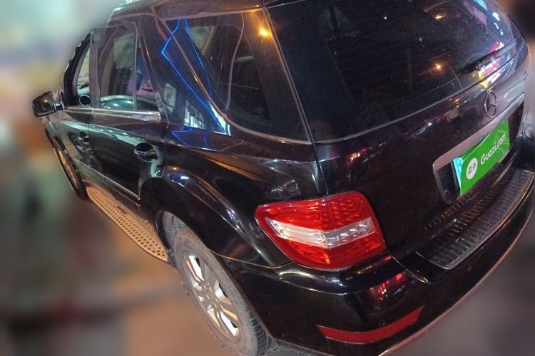 Used Mercedes-Benz M-Class 2010 ML 300 4MATIC Rear Left 45 Deg