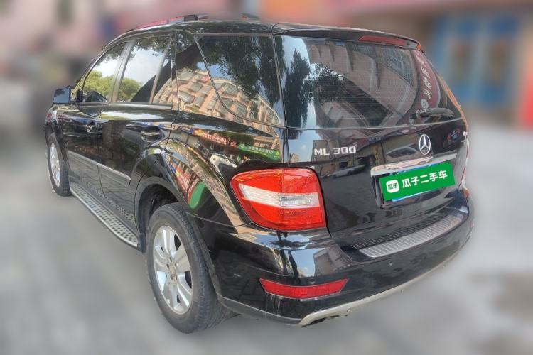 Used Mercedes-Benz M-Class 2010 ML 300 4MATIC Rear Left 45 Deg