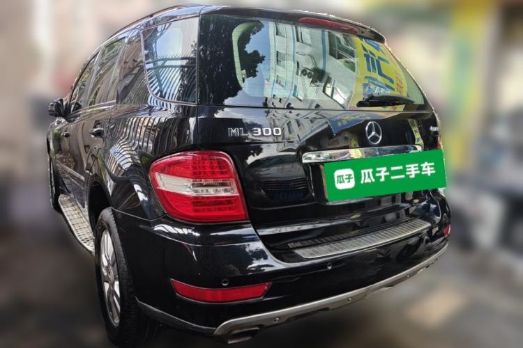 Used Mercedes-Benz M-Class 2010 ML 300 4MATIC Rear Left 45 Deg