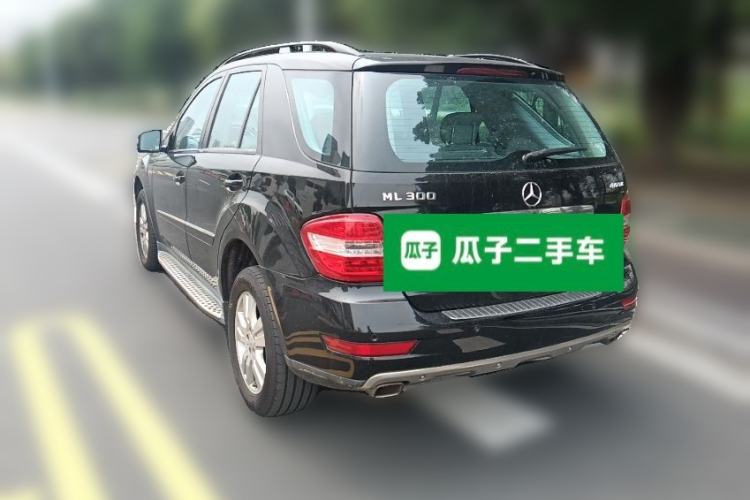 Used Mercedes-Benz M-Class 2010 ML 300 4MATIC Rear Left 45 Deg