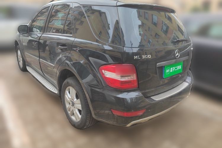 Used Mercedes-Benz M-Class 2010 ML 300 4MATIC Rear Left 45 Deg