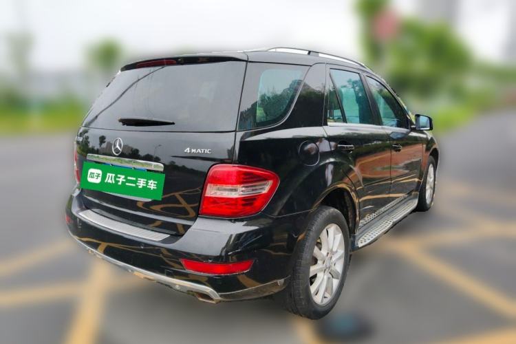 Used Mercedes-Benz M-Class 2010 ML 350 4MATIC Luxury Model Rear Right 45 Deg
