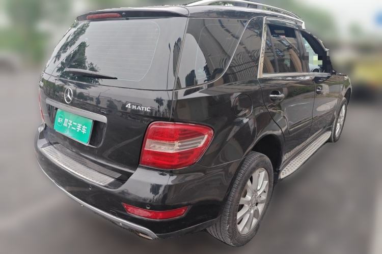 Used Mercedes-Benz M-Class 2010 ML 350 4MATIC Luxury Model Rear Right 45 Deg
