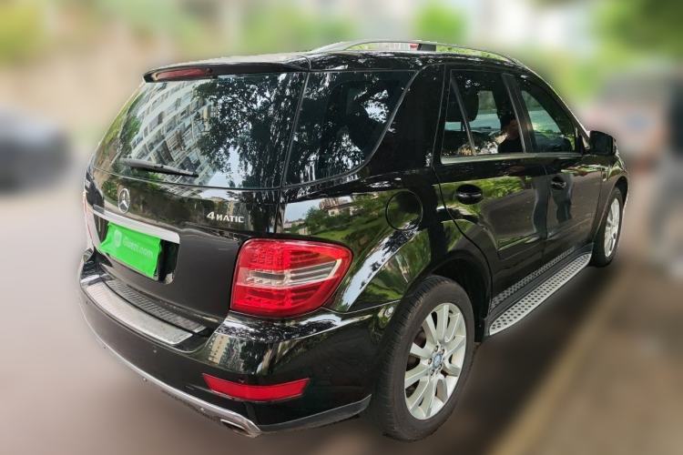 Used Mercedes-Benz M-Class 2010 ML 350 4MATIC Luxury Model Rear Right 45 Deg