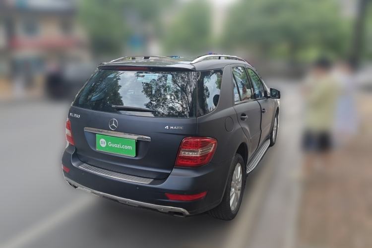Used Mercedes-Benz M-Class 2010 ML 350 4MATIC Luxury Special Edition Rear Right 45 Deg