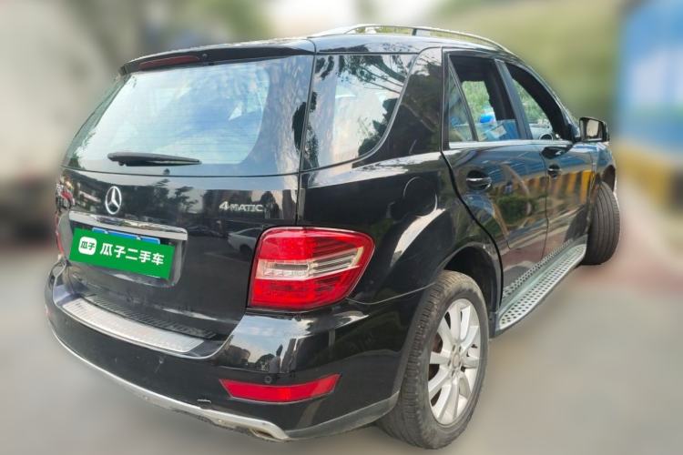 Used Mercedes-Benz M-Class 2010 ML 350 4MATIC Luxury Special Edition Rear Right 45 Deg