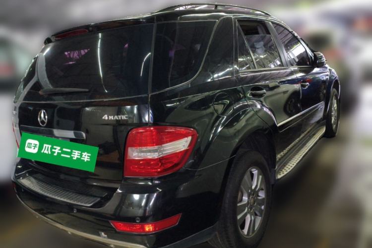 Used Mercedes-Benz M-Class 2010 ML 300 4MATIC Rear Right 45 Deg