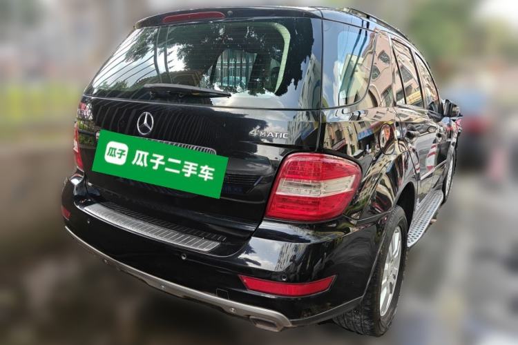 Used Mercedes-Benz M-Class 2010 ML 300 4MATIC Rear Right 45 Deg
