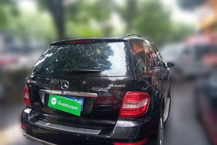 Used Mercedes-Benz M-Class 2010 ML 300 4MATIC Rear Right 45 Deg