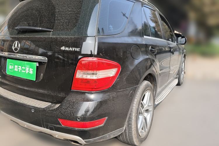 Used Mercedes-Benz M-Class 2010 ML 350 4MATIC Luxury Model Rear Right 45 Deg