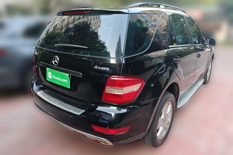 Used Mercedes-Benz M-Class 2010 ML 300 4MATIC Rear Right 45 Deg