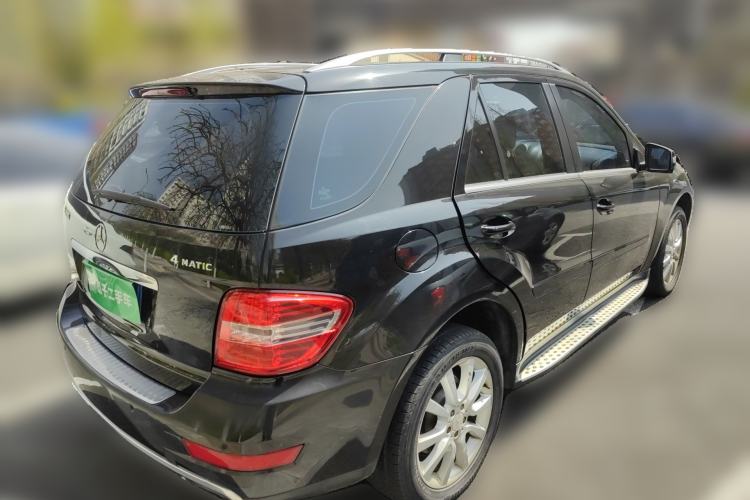 Used Mercedes-Benz M-Class 2010 ML 350 4MATIC Luxury Special Edition Rear Right 45 Deg
