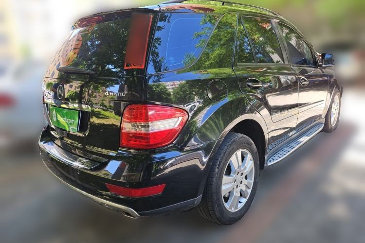 Used Mercedes-Benz M-Class 2010 ML 300 4MATIC Rear Right 45 Deg