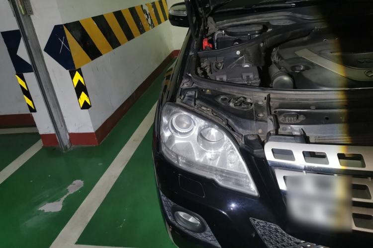 Used Mercedes-Benz M-Class 2010 ML 350 4MATIC Luxury Model Right Front Headlight