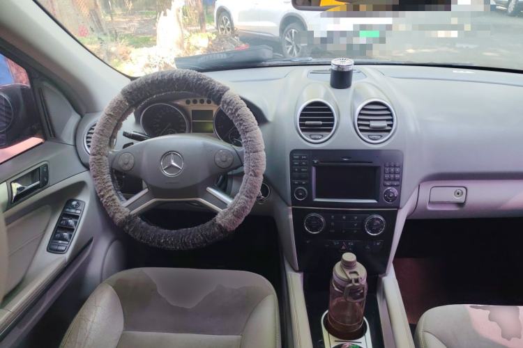 Used Mercedes-Benz M-Class 2010 ML 300 4MATIC Steering Wheel