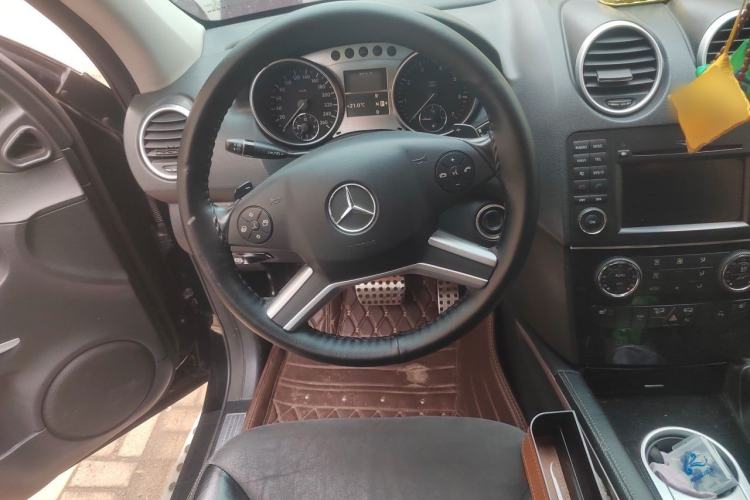 Used Mercedes-Benz M-Class 2010 ML 300 4MATIC Steering Wheel
