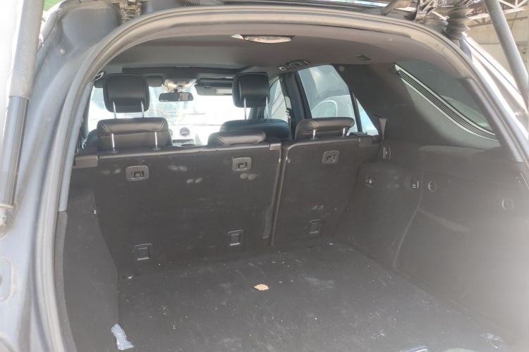 Used Mercedes-Benz M-Class 2010 ML 350 4MATIC Luxury Model Trunk