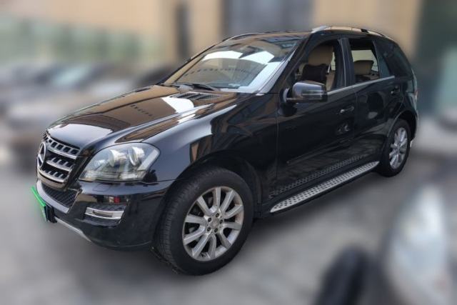 Ojetý Mercedes-Benz M-Class 2010 ML 350 4MATIC Luxury Model