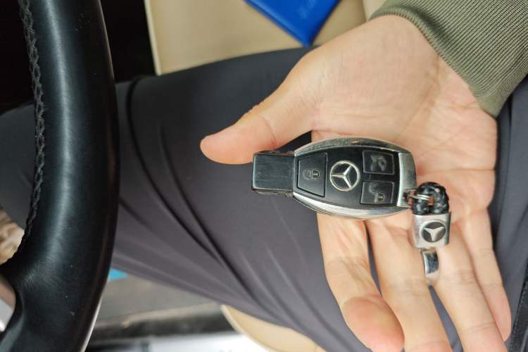 Used Mercedes-Benz M-Class 2010 ML 350 4MATIC Luxury Special Edition Vehicle Key