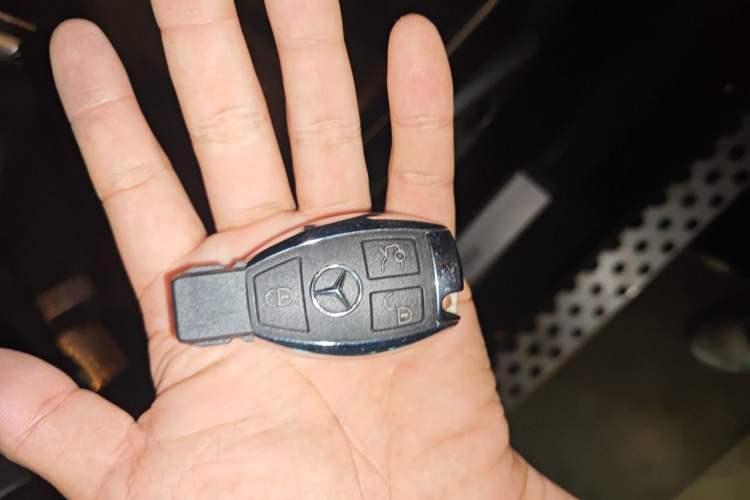 Used Mercedes-Benz M-Class 2010 ML 350 4MATIC Luxury Special Edition Vehicle Key