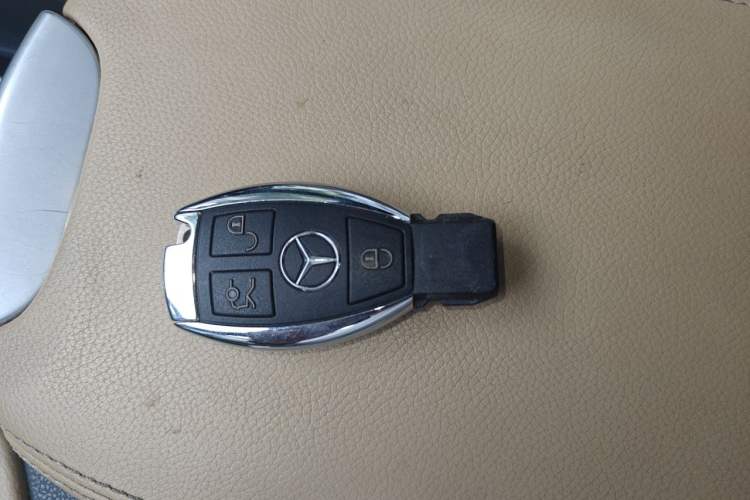Used Mercedes-Benz M-Class 2010 ML 350 4MATIC Luxury Special Edition Vehicle Key